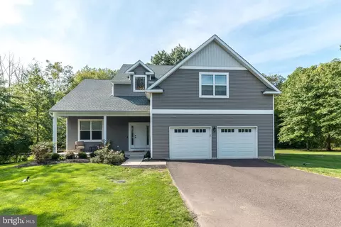 122 Blooming Glen Rd, Perkasie, PA 18944
