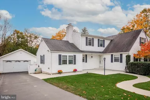 117 Village Dr, Feasterville Trevose, PA 19053