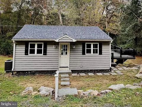 5209 Route #212, Riegelsville, PA 18077