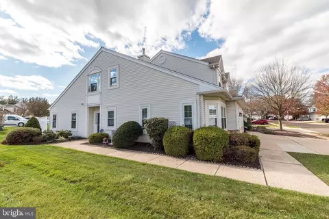 129 Progress Dr, Doylestown, PA 18901 photo 3