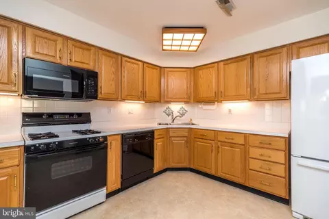 129 Progress Dr, Doylestown, PA 18901 photo 23
