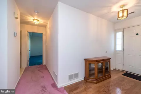 129 Progress Dr, Doylestown, PA 18901 photo 8