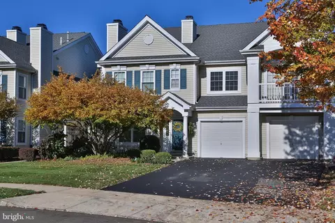 206 Middlebury Dr, Warwick, PA 18974
