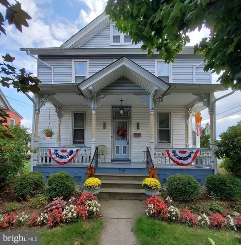 728 Juniper St, Quakertown, PA 18951