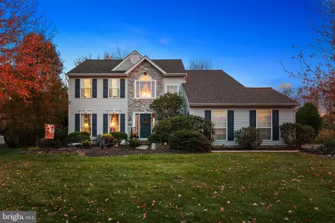 1051 Erin Ct, Yardley, PA 19067