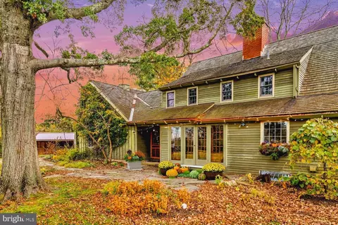 6080 Schlentz Hl, Pipersville, PA 18947