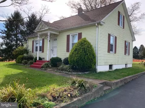 66 Meetinghouse Rd, Doylestown, PA 18901