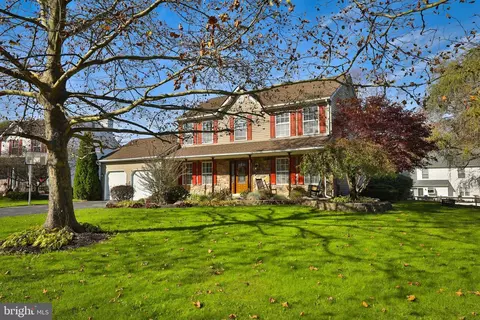 6101 Hearthstone Dr, Pipersville, PA 18947