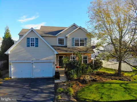 4521 Old Oak Rd, Doylestown, PA 18902