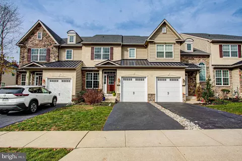 3244 Brookside Dr, Furlong, PA 18925