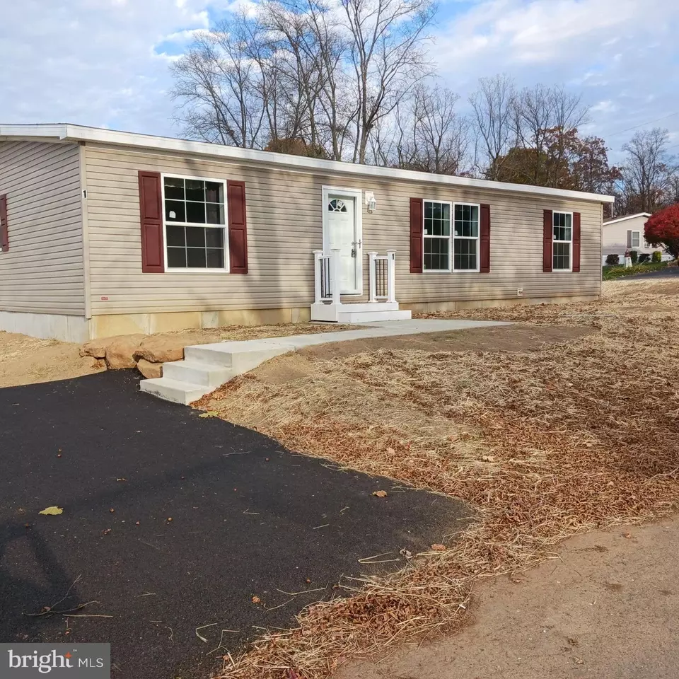 1 Hillside Dr, Quakertown, PA 18951 11 Photos Movoto