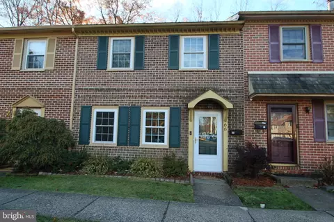66 Stonegate Vlg, Quakertown, PA 18951