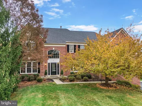4 Flint Cir, Doylestown, PA 18901