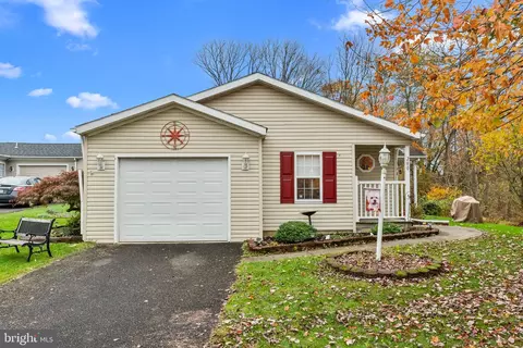 280 Peach Ct, New Hope, PA 18938