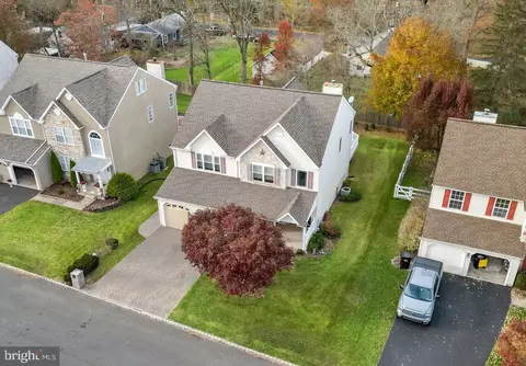 2819 Lee Dr, Jamison, PA 18929