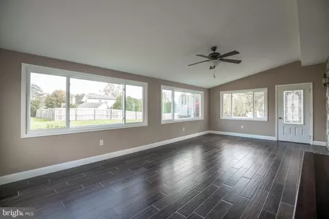 8 Adele Dr, Richboro, PA 18954 photo 26