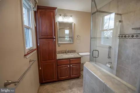 8 Adele Dr, Richboro, PA 18954 photo 35