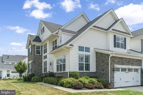 1729 Locust Dr, Yardley, PA 19067