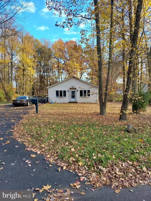 2740 Avenue B, Newportville, PA 19056