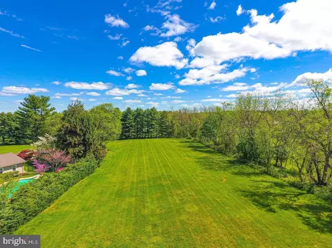 1 Durham Road, Doylestown, PA 18902