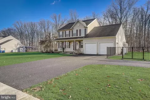 304 E Summit Ave, Telford, PA 18969