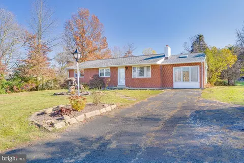 2010 A Cathill Rd, Telford, PA 18969
