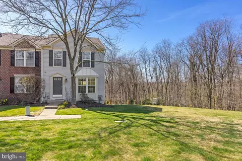 126 Rolling Hill Ct, New Hope, PA 18938