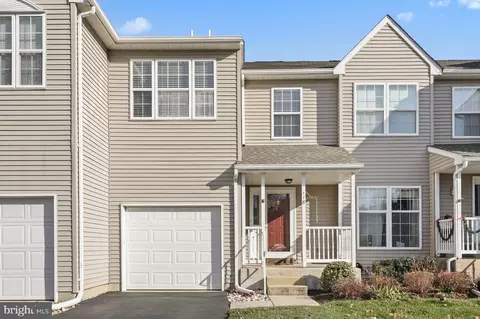 118 Blackfriars Cir #85, Doylestown, PA 18901