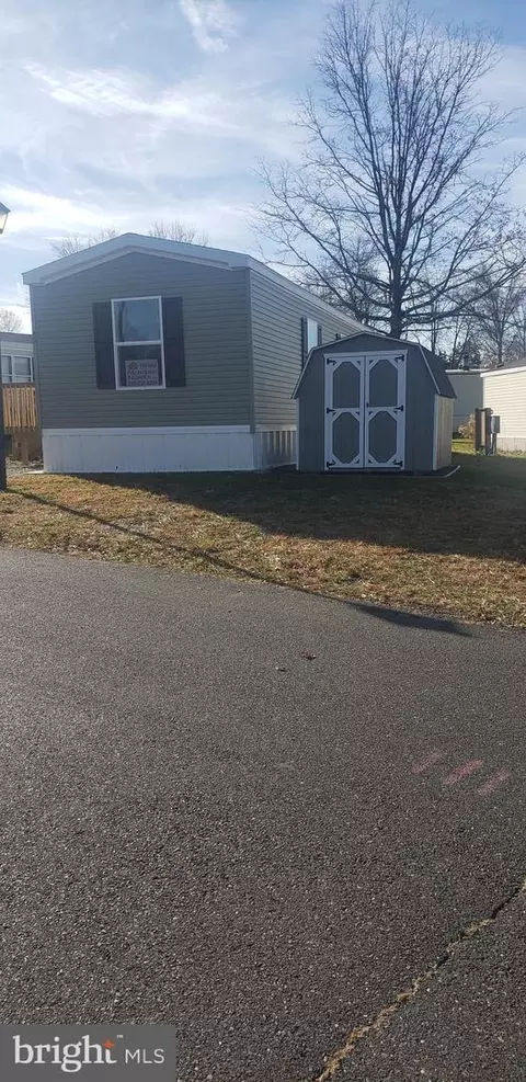 45 Center Hill Dr, Quakertown, PA 18951
