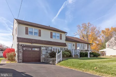 975 Howard Rd, Warminster, PA 18974