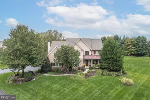 28 Thompson Mill Rd, Newtown, PA 18940