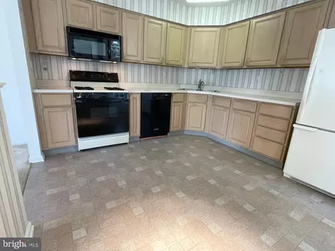 161 Progress Dr, Doylestown, PA 18901 photo 10