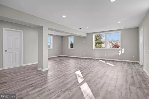 376 Juniper St, Warminster, PA 18974 photo 5