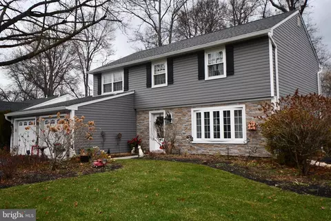1434 Woodview Rd, Yardley, PA 19067