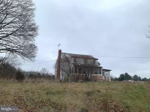 6 Marienstein Rd, Ottsville, PA 18942