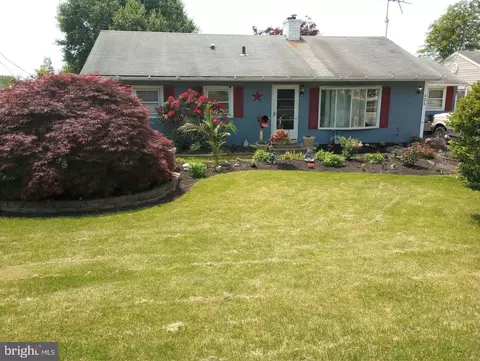 406 Chelsea Rd, Fairless Hills, PA 19030