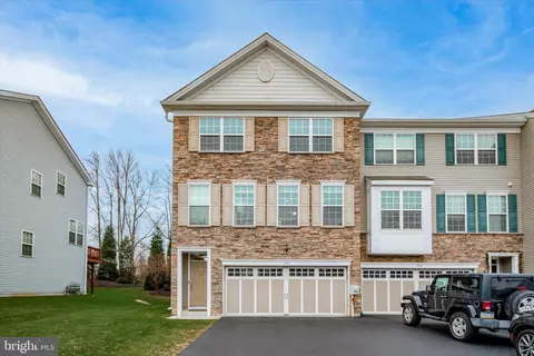 1681 Hickory Ln, Langhorne, PA 19047