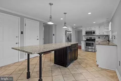 2057 Maple Ave, Jamison, PA 18929 photo 6