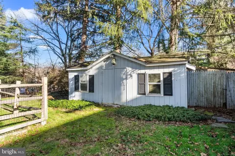 2057 Maple Ave, Jamison, PA 18929 photo 30
