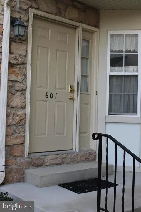 601 Eaton Ct, Quakertown, PA 18951