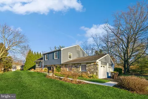 112 Brittany Dr, Chalfont, PA 18914