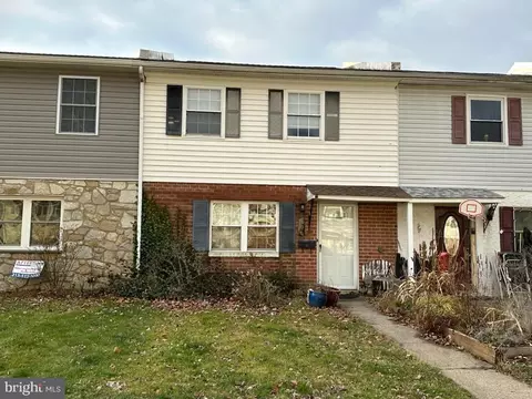 106 Linda Ct, Richlandtown, PA 18955