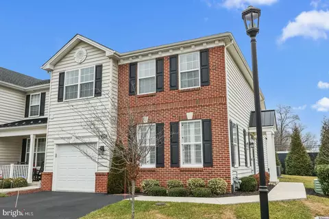 209 Parish Rd, Levittown, PA 19054