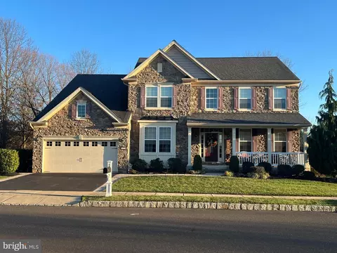 1371 Gabriel Ln, Warwick, PA 18974