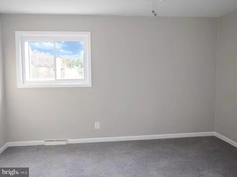 205 Colonial Dr, Warminster, PA 18974 photo 18