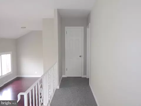 205 Colonial Dr, Warminster, PA 18974 photo 7