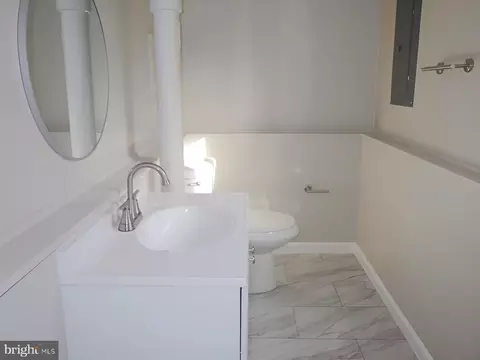 205 Colonial Dr, Warminster, PA 18974 photo 11