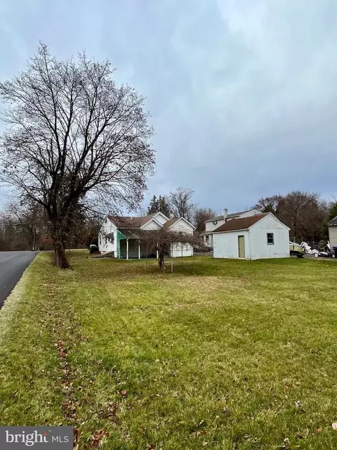 619 Neshaminy Ave, Warrington, PA 18976