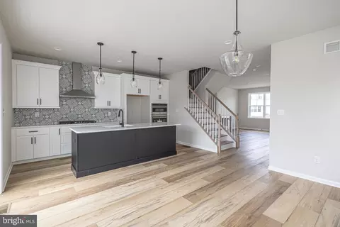 26 Warren Dr #12, Chalfont, PA 18914