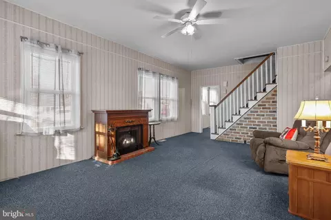 705 Cedar Ave, Croydon, PA 19021 photo 4
